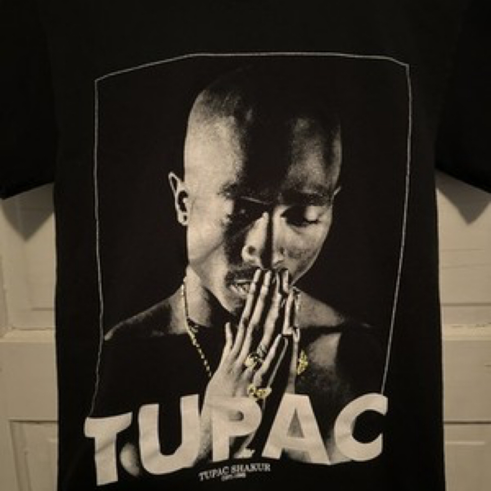 Tupac Shakur 1971-1996 T-shirt Mens Small black Crew Neck  Short Sleeve Memorial